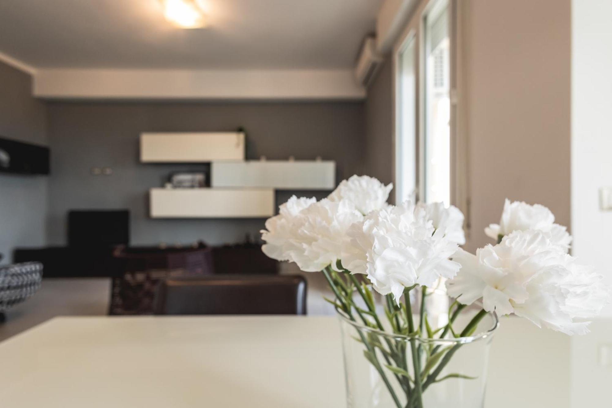 Ravenna Sky View Apartment Екстер'єр фото